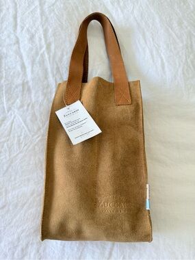 Vintium | Dual Bottle Brown Suede Wine Bag | Zuccardi Branded